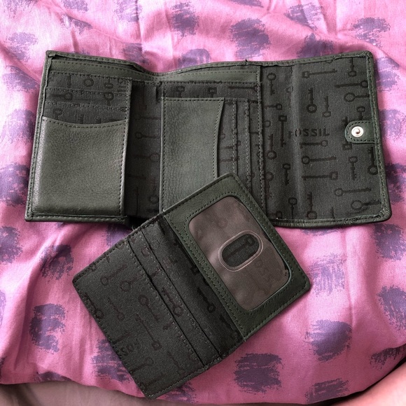 Fossil Trifold Leather Wallet in Hunter Green - Picture 4 of 5
